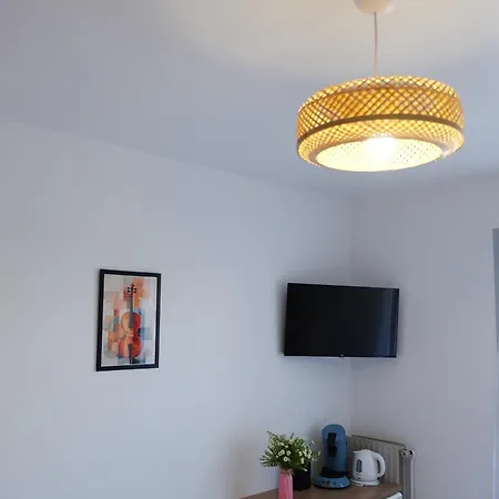 Apartment Lp - Symphony *
